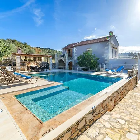 Cretan Lux Heated Pool *