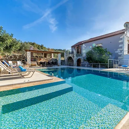 Cretan Lux Heated Pool Vila *