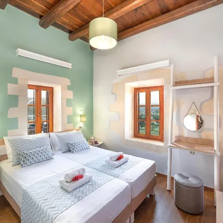 Cretan Lux Heated Pool Villa
